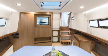 fjord-44-open-photo-interieur-2018-fjord-44-open_7374983709716813541_1980_0_0